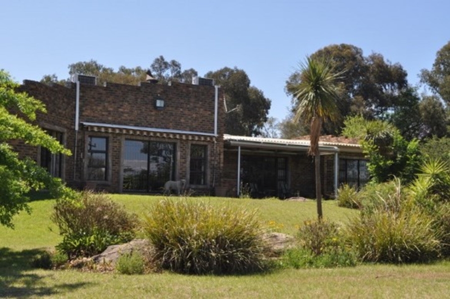 9 Bedroom Property for Sale in Vaaldam SH Free State